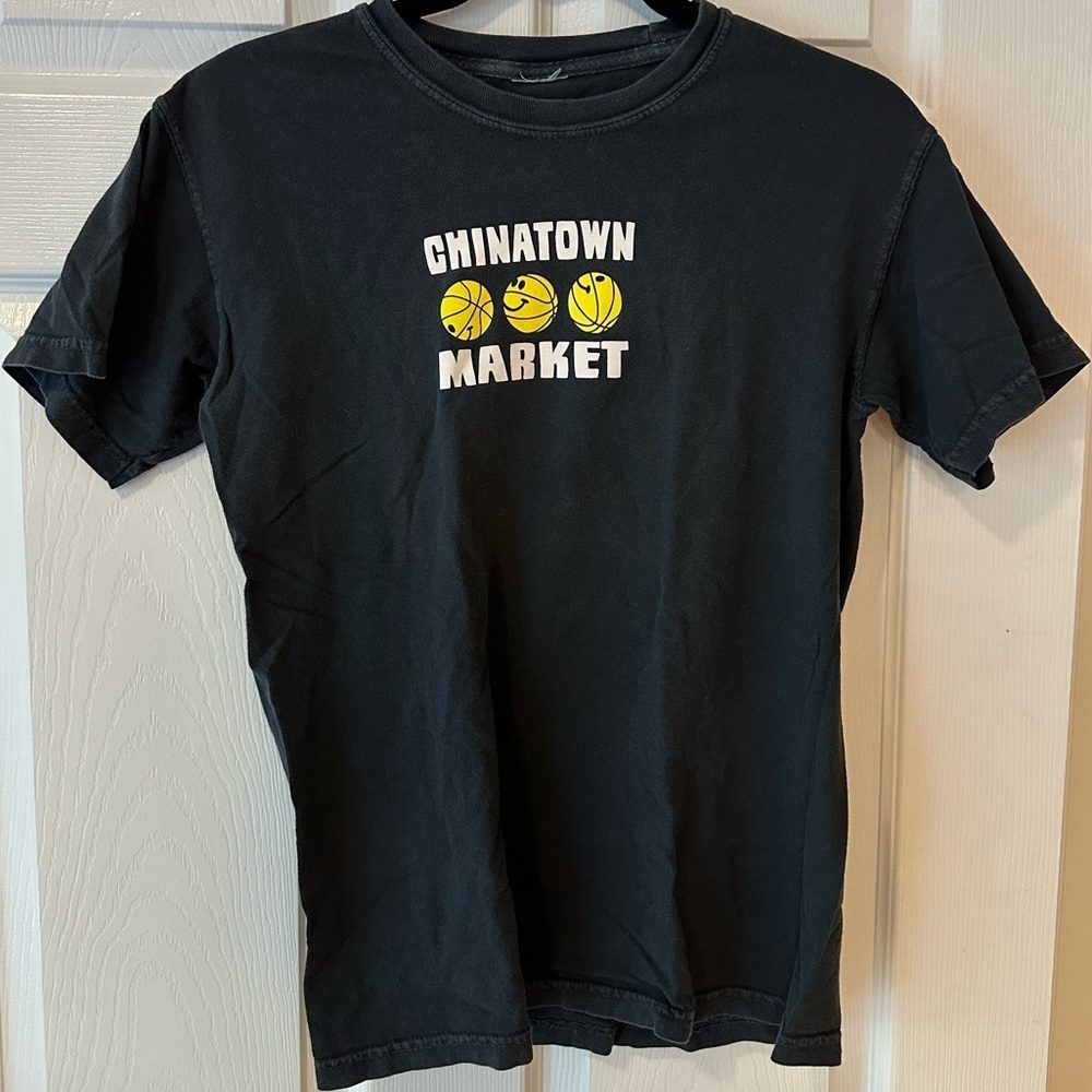 Chinatown Market x Smiley World Black Graphic Tee Limited Edition size small